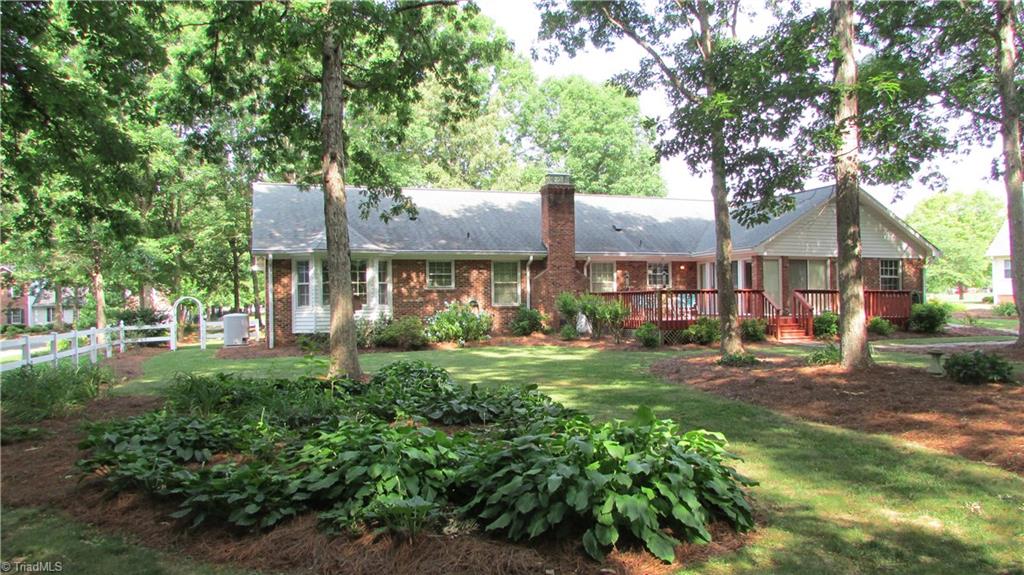743 Ridgeway Lane Lexington, NC 27295 - Photo 5 of 28 Gallery Image 5