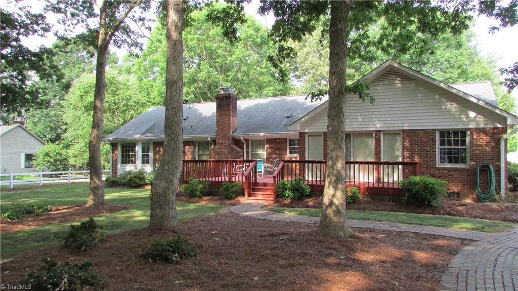 743 Ridgeway Lane Lexington, NC 27295 - Photo 6 of 28 Gallery Image 6