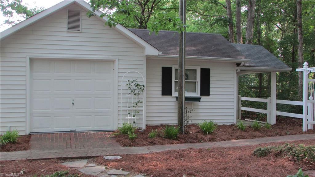 743 Ridgeway Lane Lexington, NC 27295 - Photo 8 of 28 Gallery Image 8