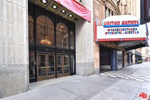 $649,000 | 939 South Broadway, Unit 1006, Los Angeles, CA 90015