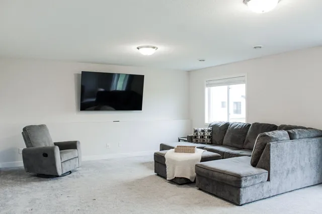 $545,000 | 9989 14th Circle Northeast, St. Michael, MN 55376