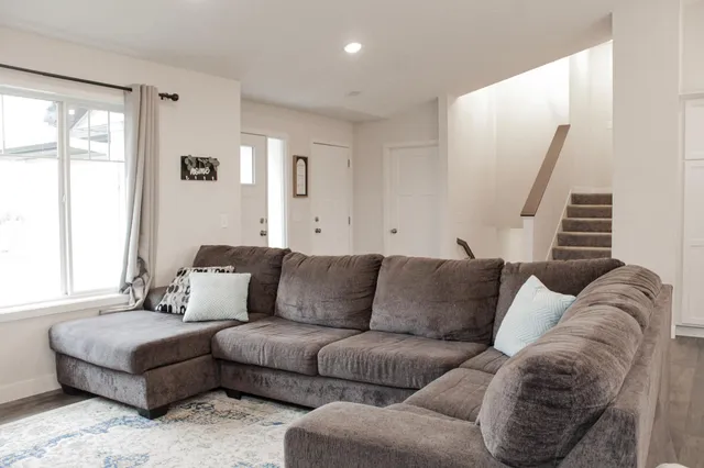 $545,000 | 9989 14th Circle Northeast, St. Michael, MN 55376