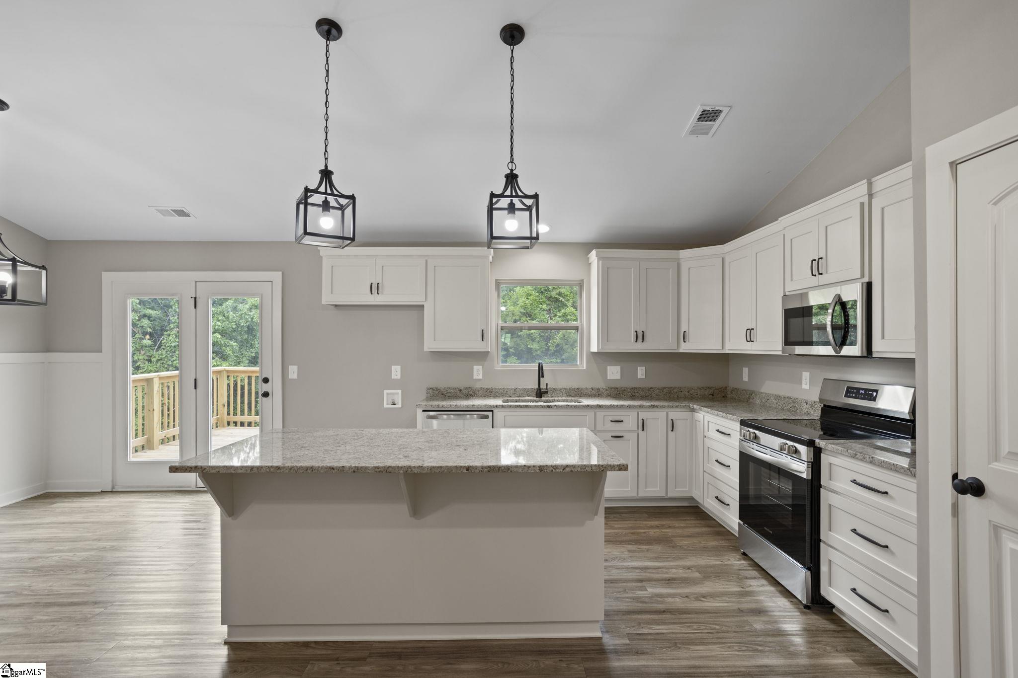 516 Crossgate Way Fountain Inn, SC 29644 - Photo 13 of 36