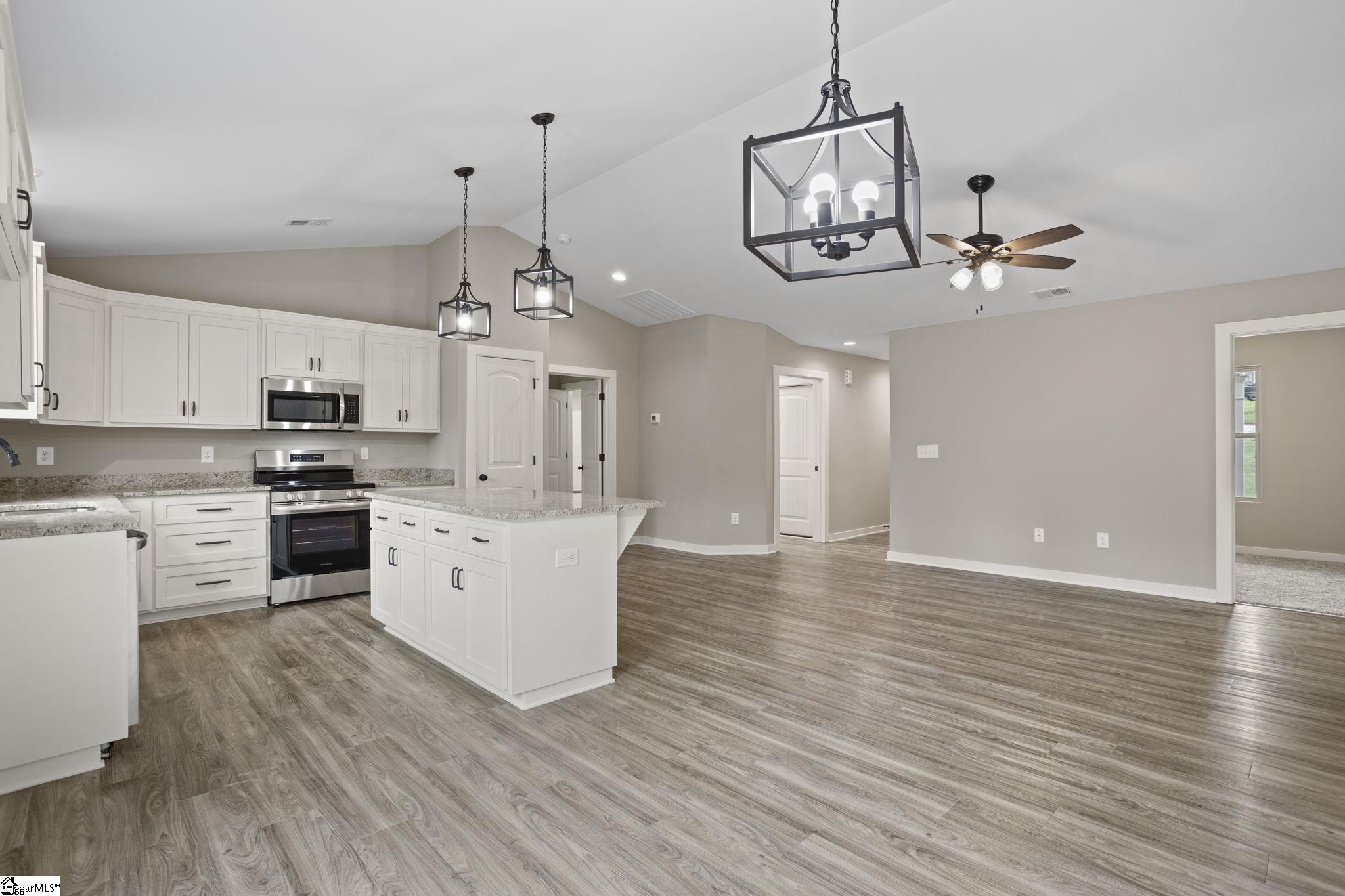 516 Crossgate Way Fountain Inn, SC 29644 - Photo 18 of 36