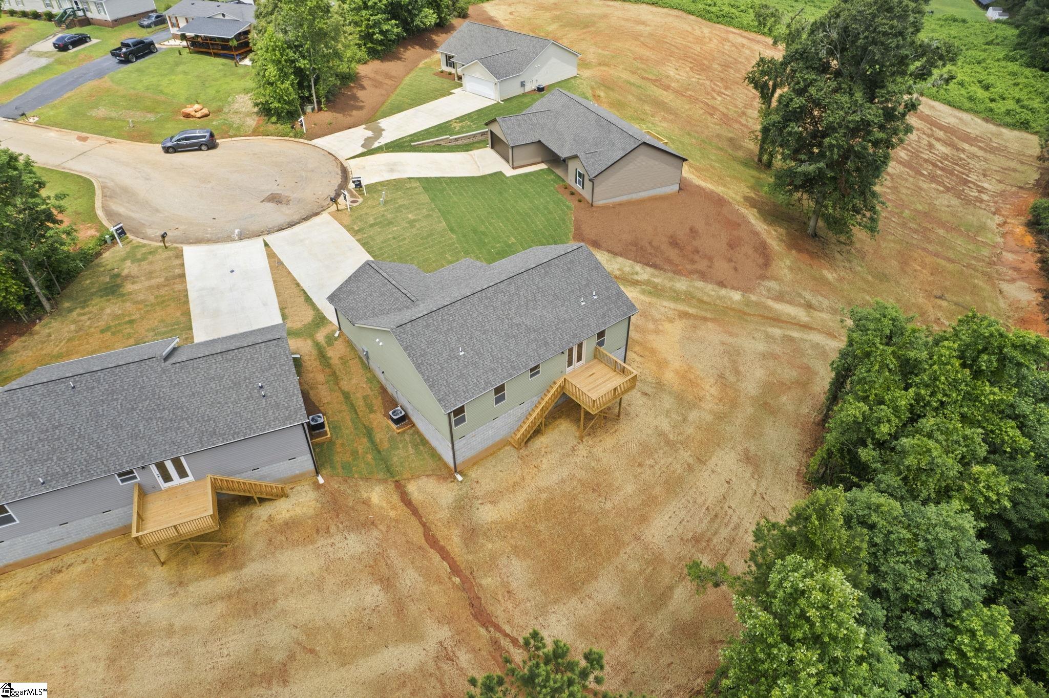 516 Crossgate Way Fountain Inn, SC 29644 - Photo 34 of 36