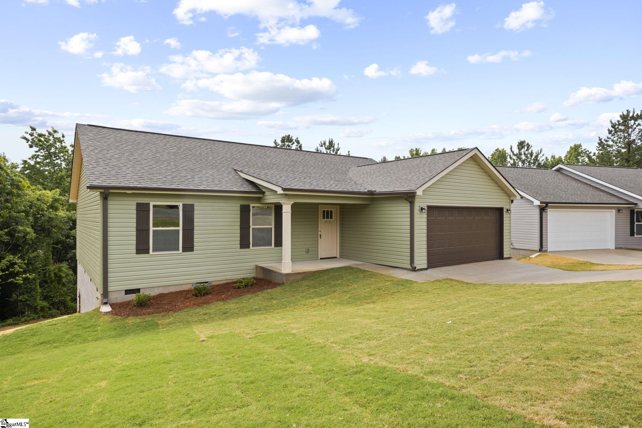 516 Crossgate Way Fountain Inn, SC 29644 - Photo 4 of 36