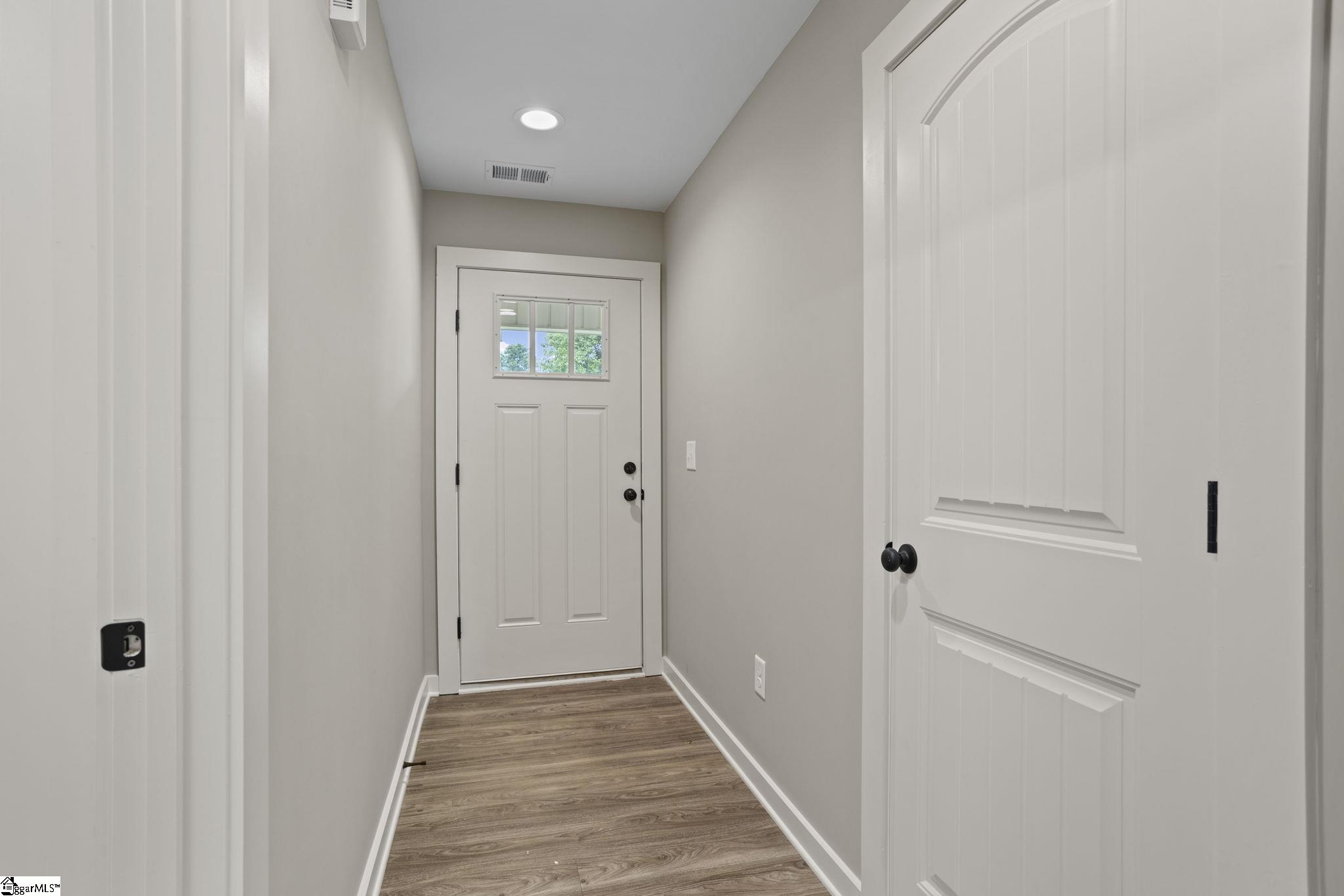516 Crossgate Way Fountain Inn, SC 29644 - Photo 5 of 36