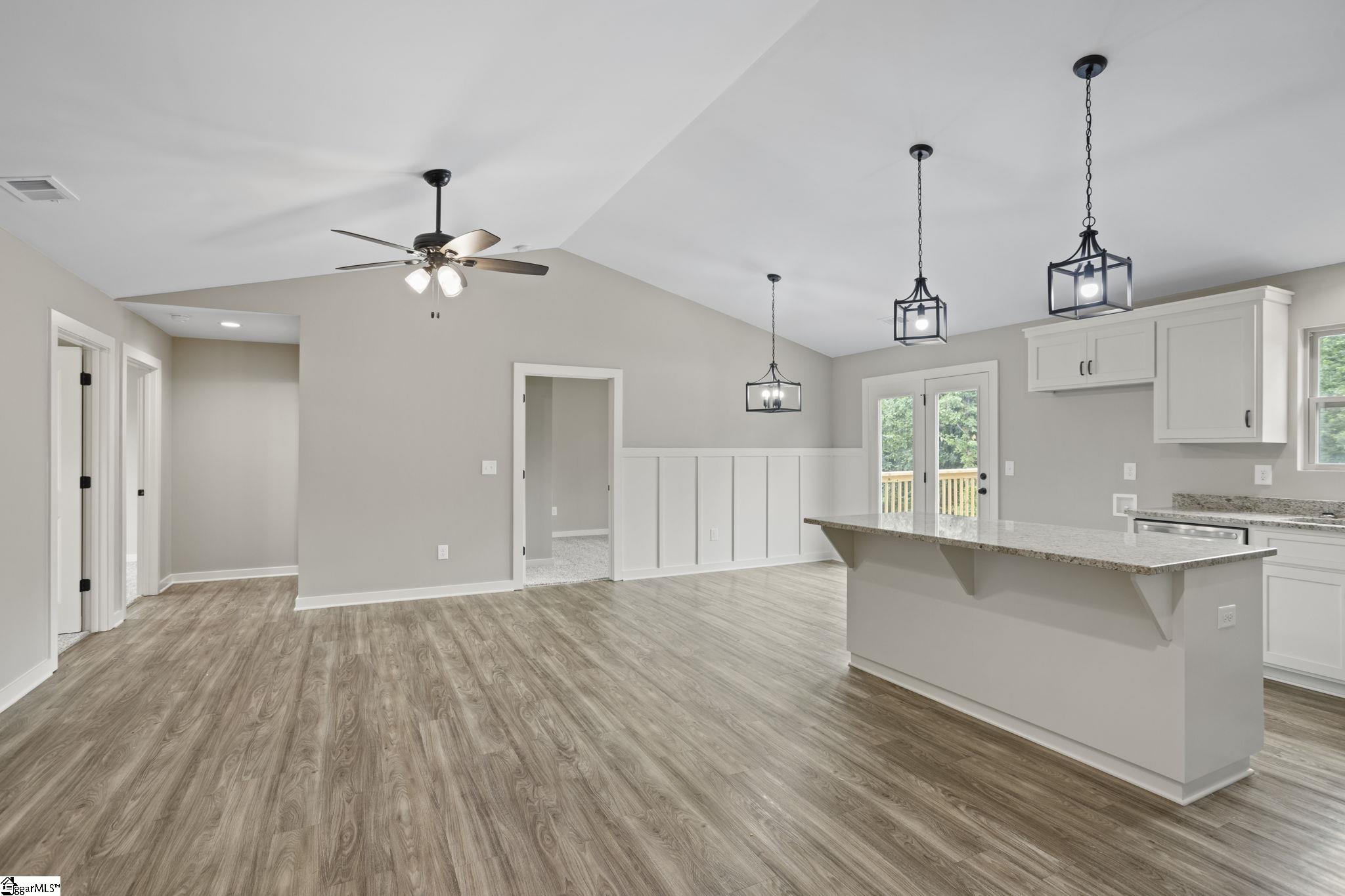 516 Crossgate Way Fountain Inn, SC 29644 - Photo 8 of 36