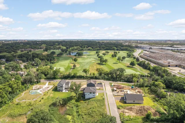 $950,000 | 2164 North Eustis Street, Roseville, MN 55113