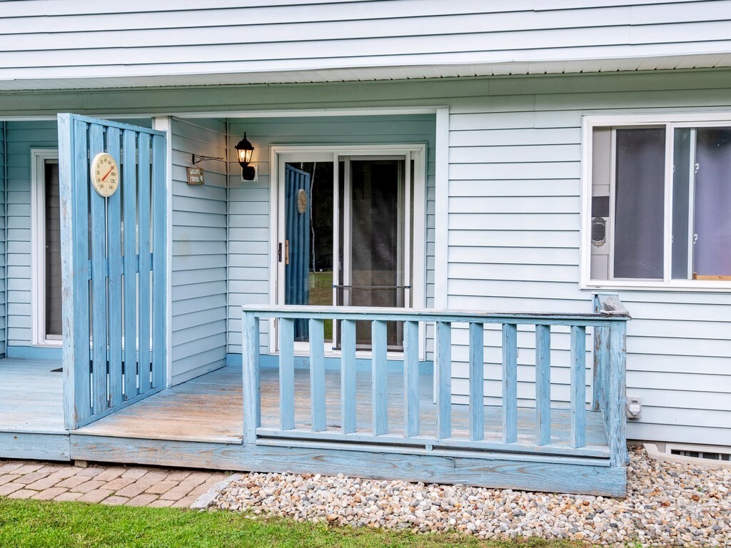 139 Boston Road Palmer, MA 01069 - Photo 6 of 17