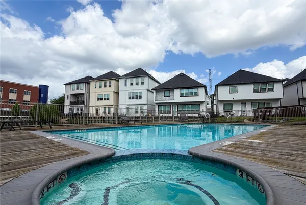 $164,900 | 2023 Gentryside Drive, Unit 506, Houston, TX 77077