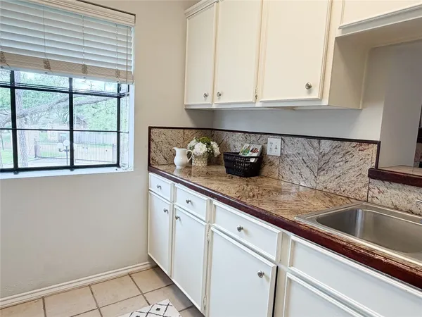 $164,900 | 2023 Gentryside Drive, Unit 506, Houston, TX 77077
