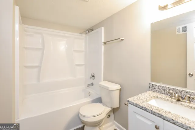 $2,140 | 2246 Camden Court, Jonesboro, GA 30236