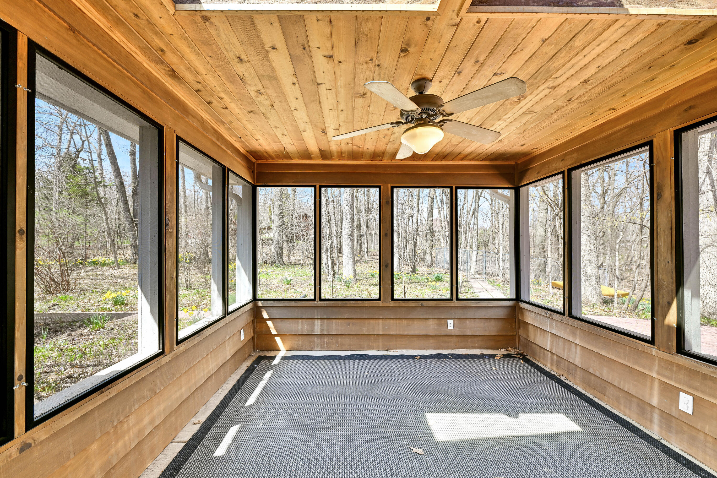 4426 7th Street Somers, WI 53144 - Photo 18 of 25 DSC_2993