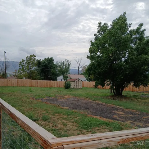 $325,000 | 119 West Boise Street, Horseshoe Bend, ID 83629