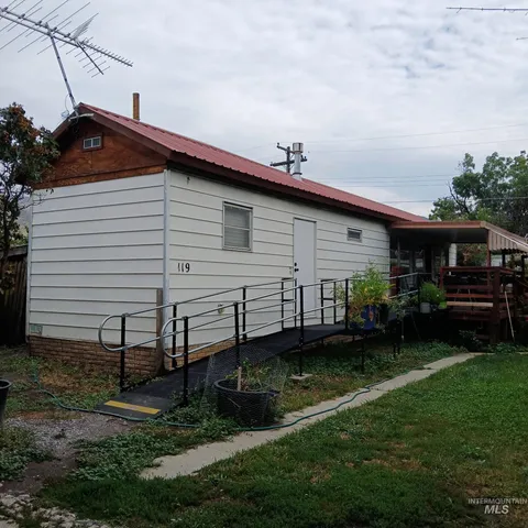 $325,000 | 119 West Boise Street, Horseshoe Bend, ID 83629