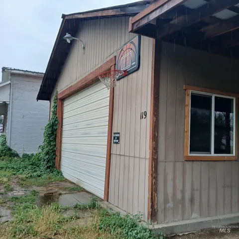 $325,000 | 119 West Boise Street, Horseshoe Bend, ID 83629