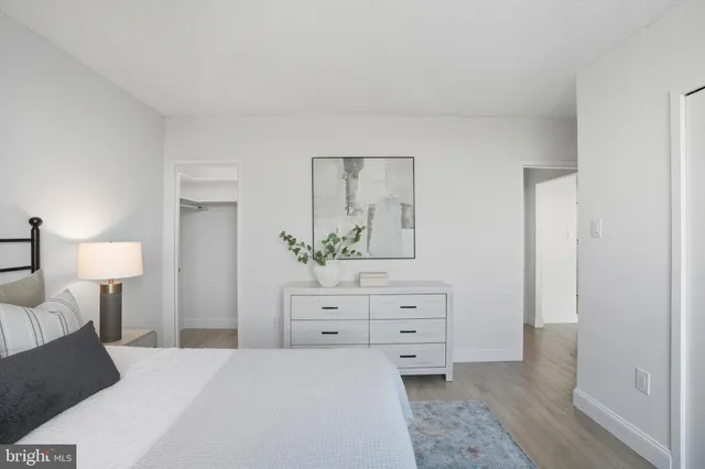 $299,900 | 3701 South George Mason Drive, Unit 1510N, Falls Church, VA 22041