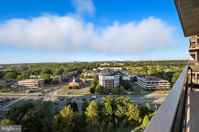 $299,900 | 3701 South George Mason Drive, Unit 1510N, Falls Church, VA 22041