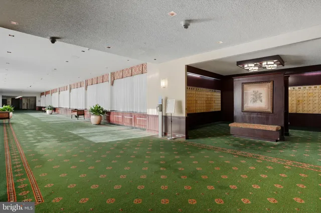 $299,900 | 3701 South George Mason Drive, Unit 1510N, Falls Church, VA 22041