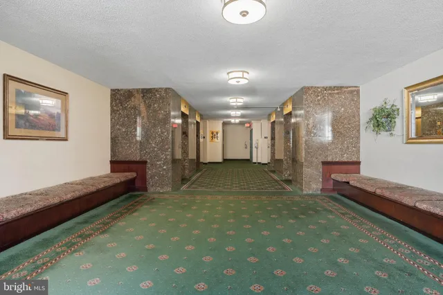 $299,900 | 3701 South George Mason Drive, Unit 1510N, Falls Church, VA 22041