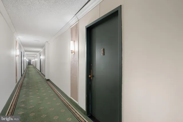 $299,900 | 3701 South George Mason Drive, Unit 1510N, Falls Church, VA 22041