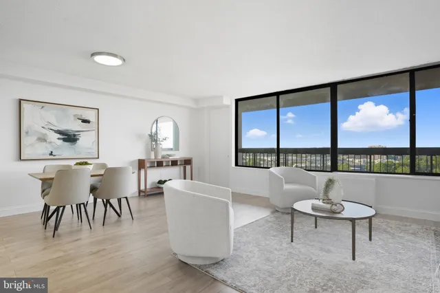 $299,900 | 3701 South George Mason Drive, Unit 1510N, Falls Church, VA 22041