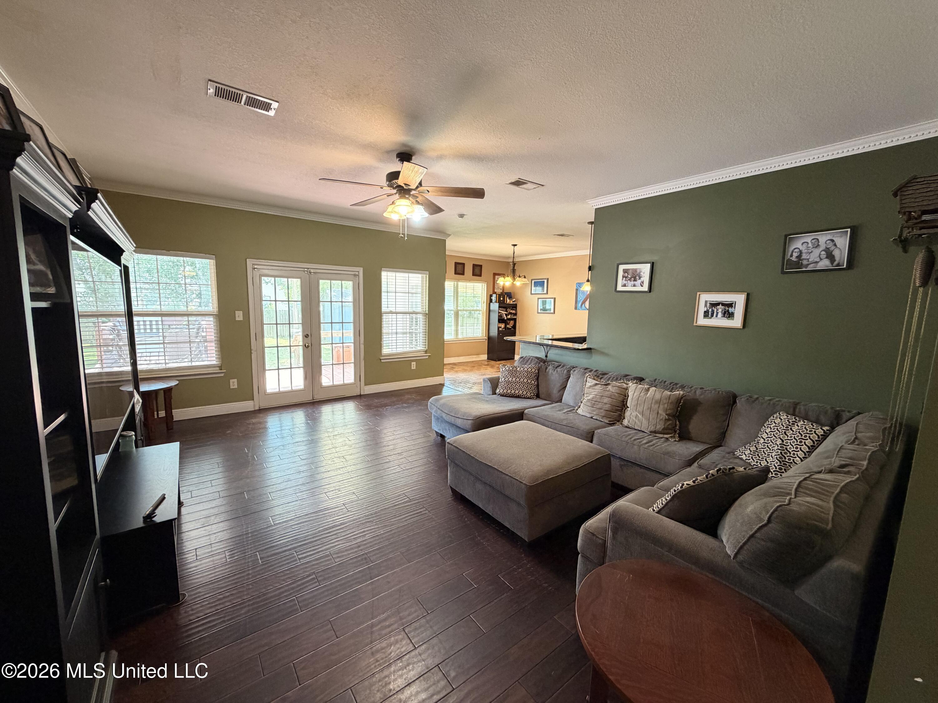 6700 Rue Mornay South Biloxi, MS 39532 - Photo 6 of 30 IMG_0058