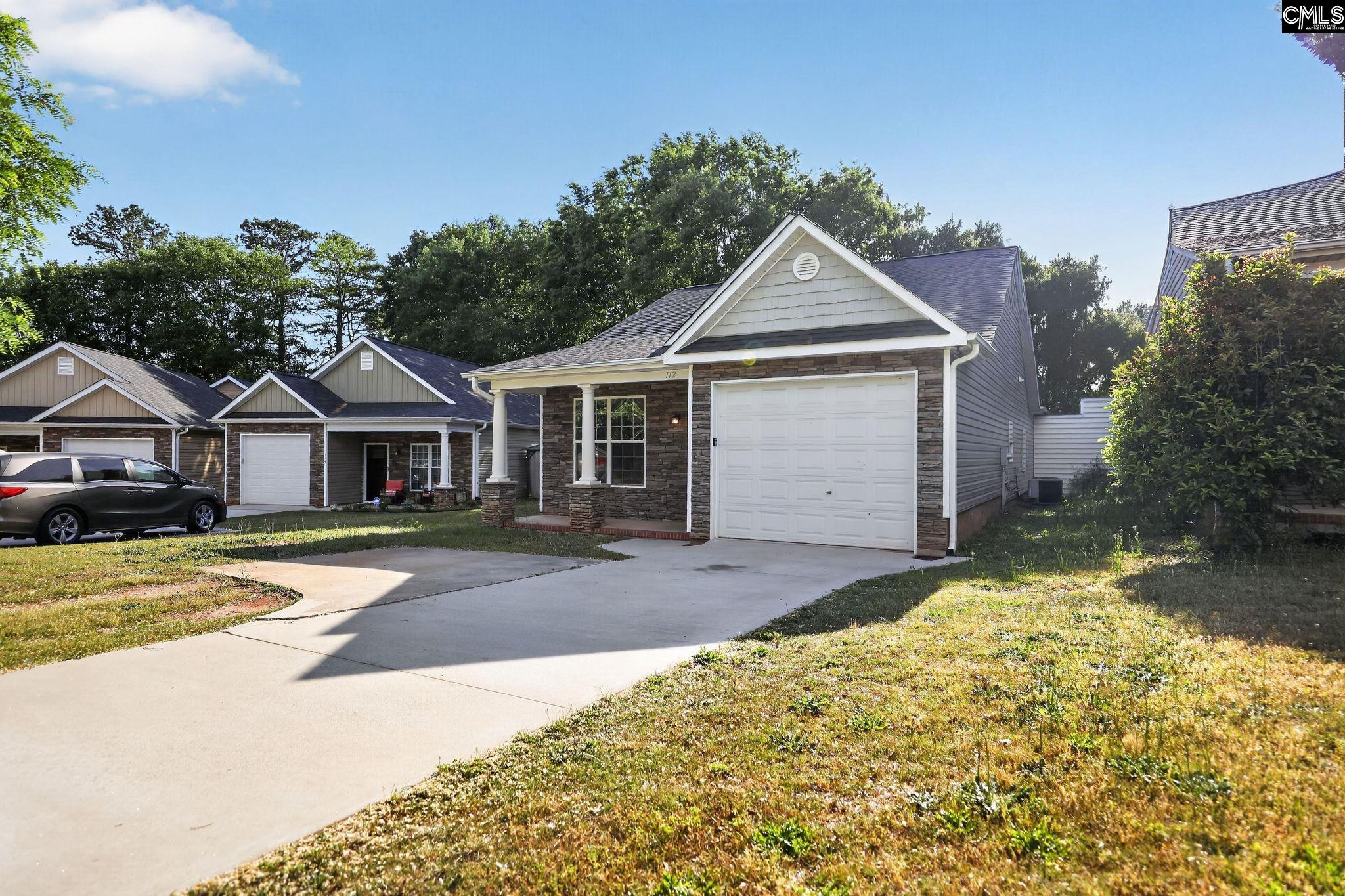 112 Dundee Court Anderson, SC 29621 - Photo 2 of 35
