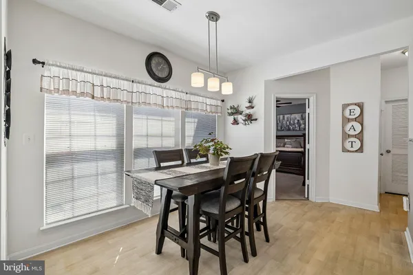 $759,990 | 43351 Fullerton Street, Ashburn, VA 20147