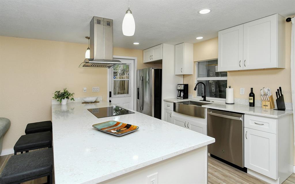 307 Southland Road Venice, FL 34293 - Photo 11 of 56