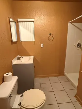 $2,100 | 4926 Deauville Drive, Orlando, FL 32808
