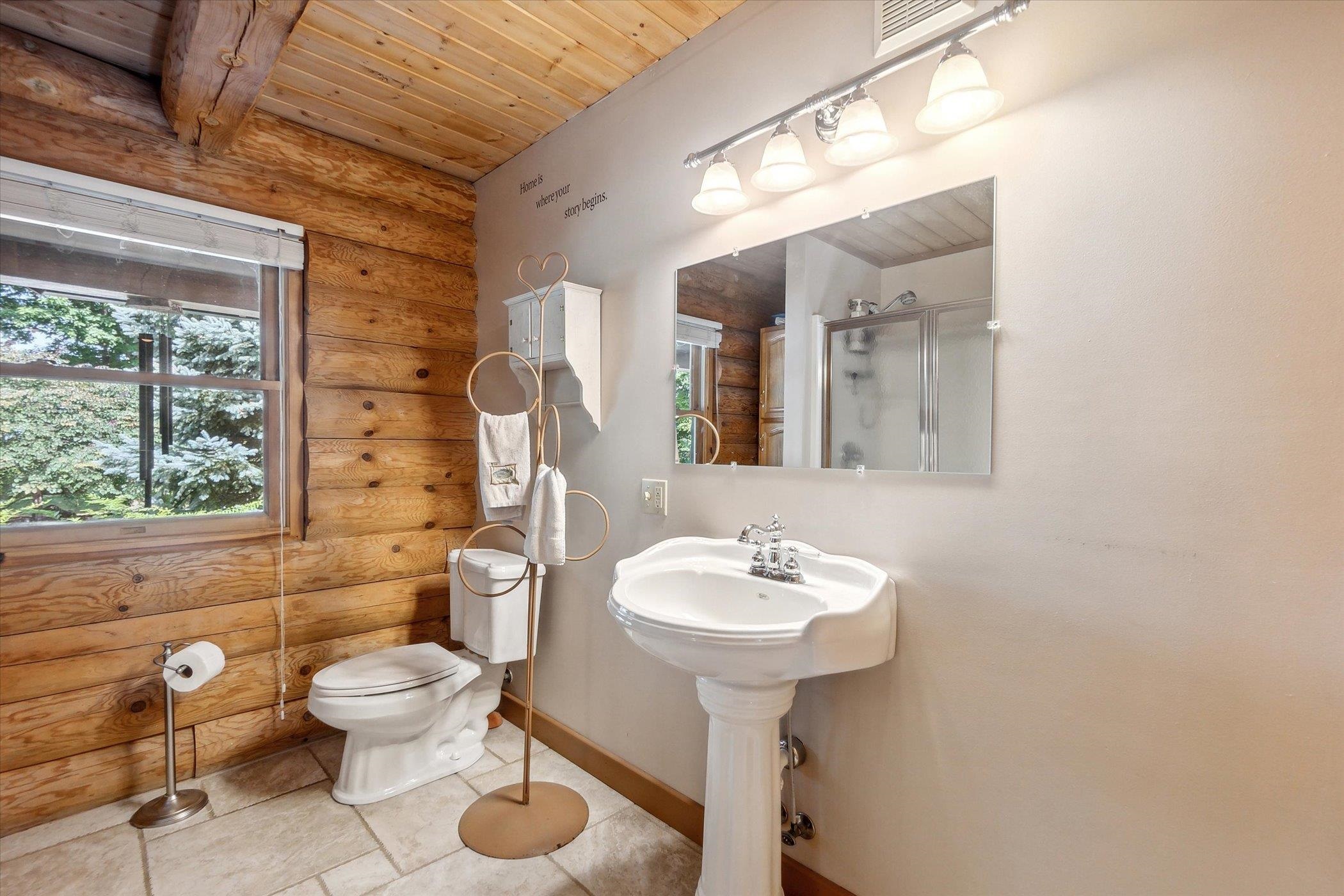 5703 Peet Road Chesaning, MI 48616 - Photo 21 of 73 50153586-e0d83ab8-b888-4845-995a-3e985419f9ab.JPG