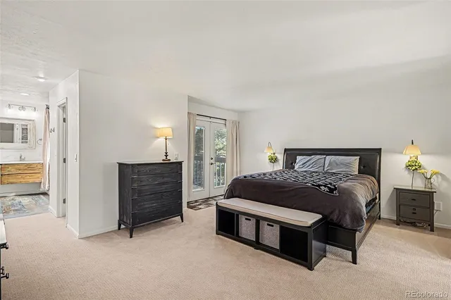 $719,999 | 5462 South Ventura Court, Centennial, CO 80015