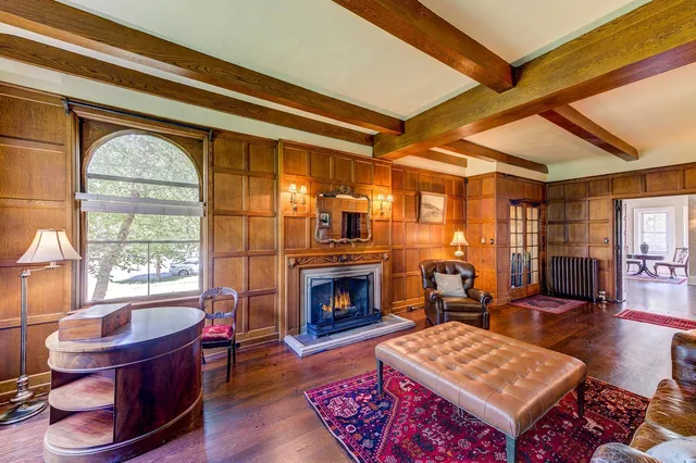 $1,250,000 | 490 Summit Avenue, St. Paul, MN 55102