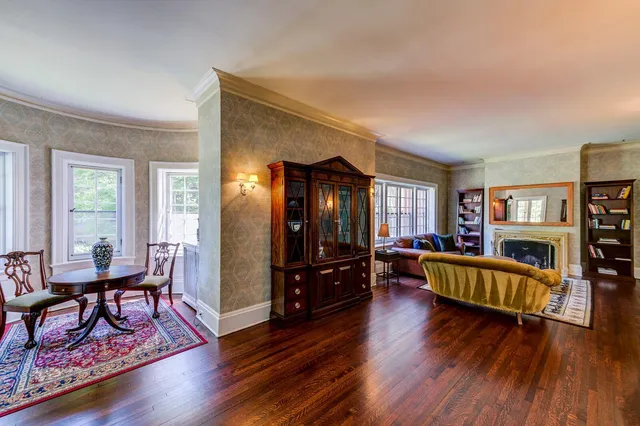 $1,250,000 | 490 Summit Avenue, St. Paul, MN 55102