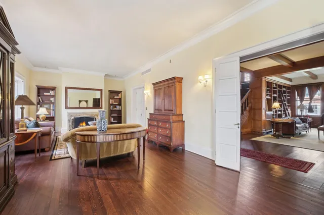 $1,250,000 | 490 Summit Avenue, St. Paul, MN 55102