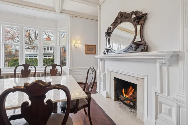 $1,250,000 | 490 Summit Avenue, St. Paul, MN 55102