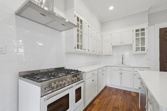 $1,250,000 | 490 Summit Avenue, St. Paul, MN 55102