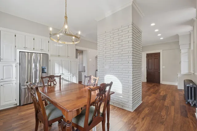 $1,250,000 | 490 Summit Avenue, St. Paul, MN 55102