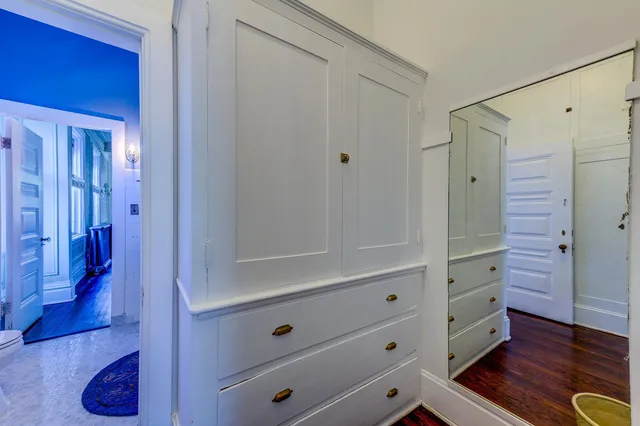 $1,250,000 | 490 Summit Avenue, St. Paul, MN 55102