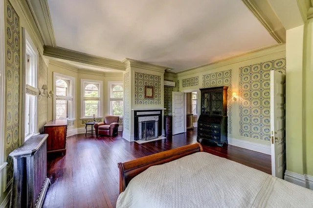 $1,250,000 | 490 Summit Avenue, St. Paul, MN 55102