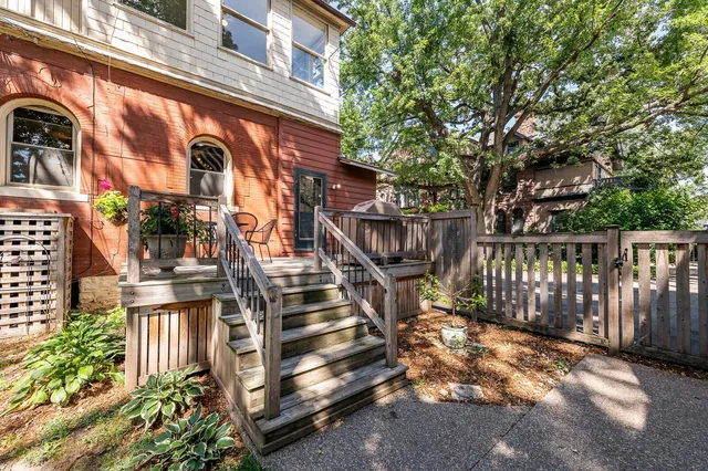 $1,250,000 | 490 Summit Avenue, St. Paul, MN 55102