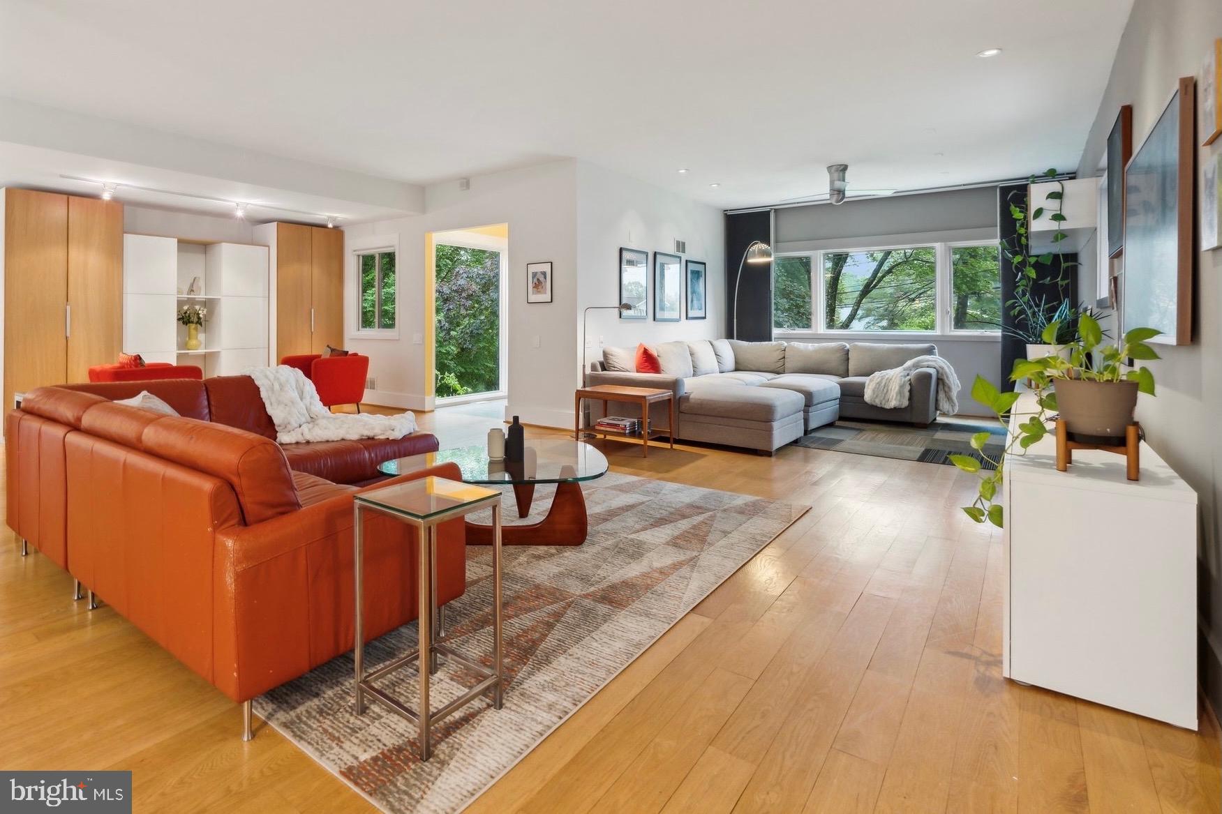 5929 Onondaga Road Bethesda, MD 20816 - Photo 9 of 47 a living room with furniture and a large window