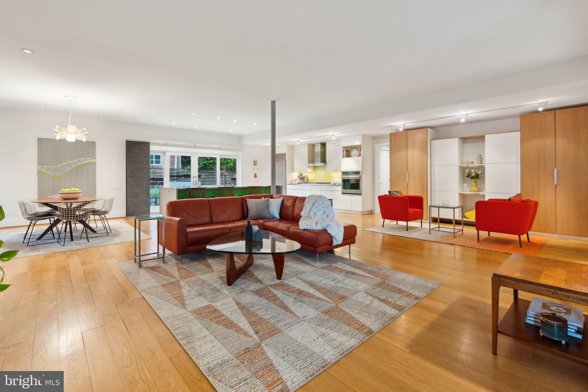 5929 Onondaga Road Bethesda, MD 20816 - Photo 10 of 47 a living room with furniture and a table