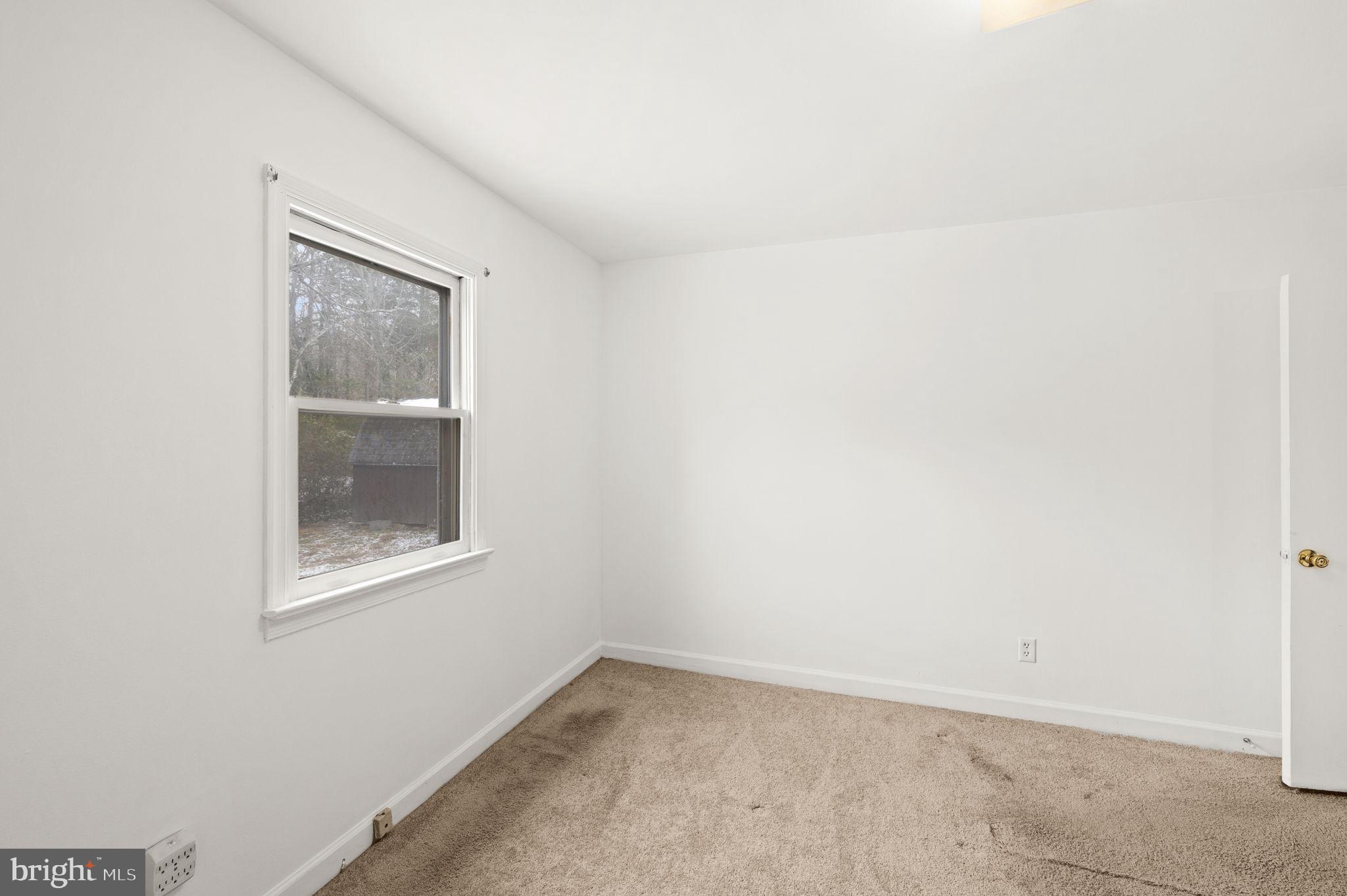 11604 Maple Tree Court Orange, VA 22960 - Photo 18 of 39 an empty room with a window