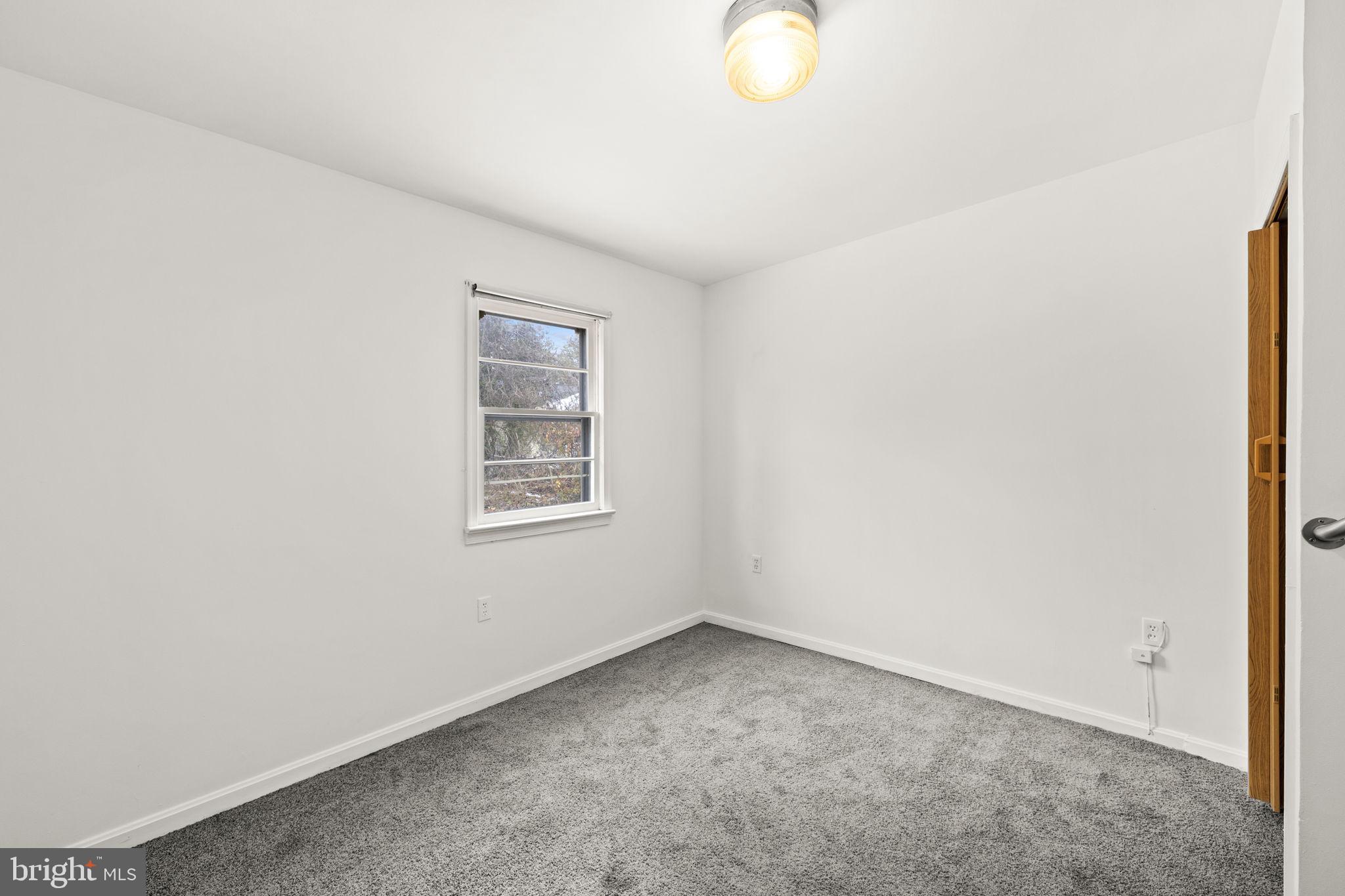 11604 Maple Tree Court Orange, VA 22960 - Photo 20 of 39 an empty room with windows