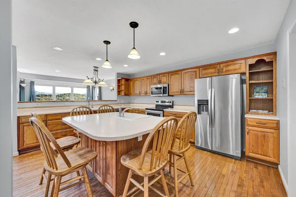 $580,000 | 312 Horseshoe Farm Road, Pembroke, VA 24136