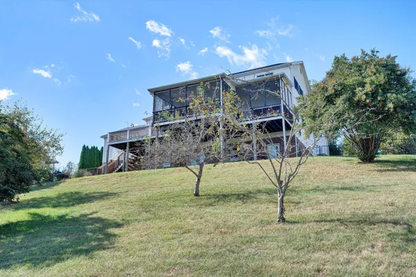 $580,000 | 312 Horseshoe Farm Road, Pembroke, VA 24136
