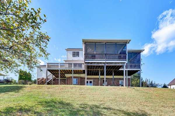 $580,000 | 312 Horseshoe Farm Road, Pembroke, VA 24136